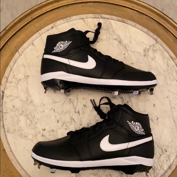 jordan 1 retro metal baseball cleats